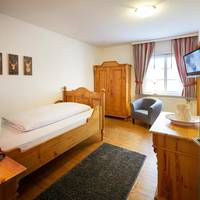 Budget Single Room Street view