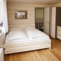 Small Apartment (2-3 Adults)