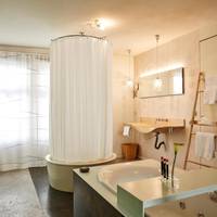 Deluxe Double Room with Bath