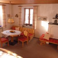 One-Bedroom Apartment 201 (2-4 Adults)