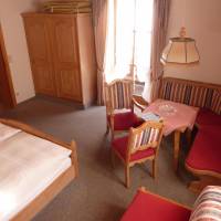One-Bedroom Apartment 203 (2-4 Adults)