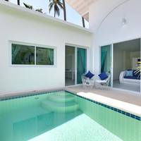 Family Room with Garden View