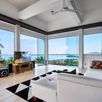 Villa with Sea View