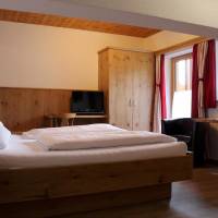 Basic Triple Room
