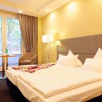 Double Room with Lake View