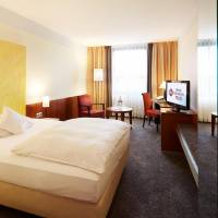Business Queen Room