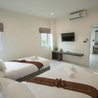 Deluxe Twin Room with Mountain View