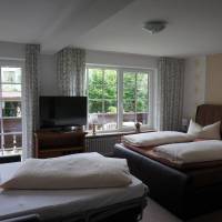 Family Room with Mountain View - Annex