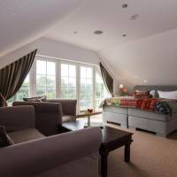 Junior Suite with Garden View