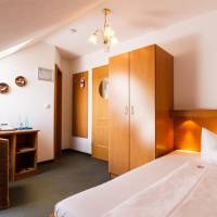 Single Room with Courtyard View