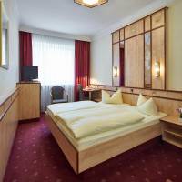 Comfort Double Room - Courtyard or Street View 