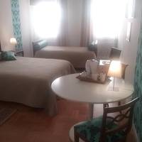 Triple Room with Private External Bathroom