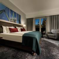 Deluxe Double or Twin Room with City View