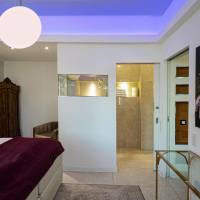 Superior Suite with 2 Bedrooms, 2 Bathrooms, Living/Dining Room and Kitchen