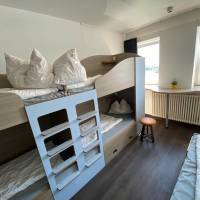 6-Bed Mixed Dormitory Room
