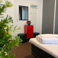 Budget Double Room with Shared Bathroom