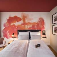 Queen Room - Disability Access