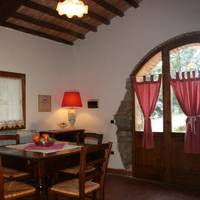 One-Bedroom Apartment - Split Level