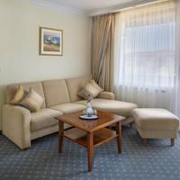 Premium Suite