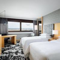 Sheraton Club Room, Club lounge access, Guest room