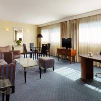 Sheraton Club Suite, Club lounge access, Suite, 1 King