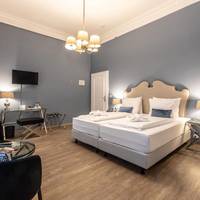 Deluxe Double or Twin Room - Minibar drinks free of charge