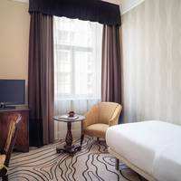 Single Guest Room