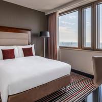 Guest room, 1 Queen, Free WIFI, High floor