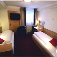 Twin Room with Shower