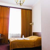 Standard Single Room - Treatment Included