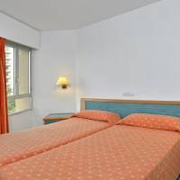 Two-Bedroom Apartment (4 Adults)