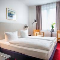 Business Queen Room