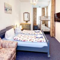 Family Room (4 Adults)