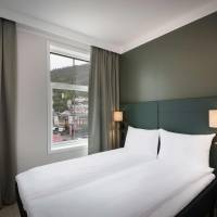 Double Room with View