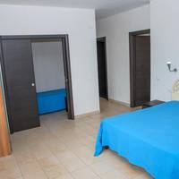One-Bedroom Apartment (4 Adults)
