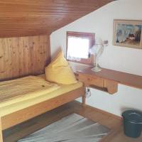Single Room with Shared Bathroom