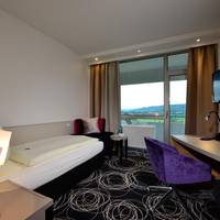Comfort Single Room with Valley View
