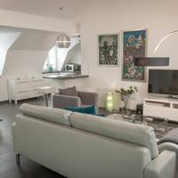 One-Bedroom Apartment with Balcony - 4