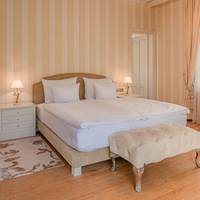 Vincenti One Apartment