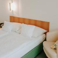 Standard Room with Queen Size Bed