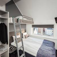 Commodore Quadruple Room