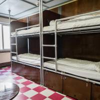 Bunk Bed in 10-Bed Mixed Dormitory Room