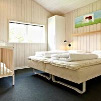 Classic Plus Holiday Home (4 Adults)