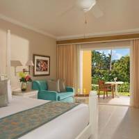 Preferred Club Honeymoon Suite Tropical View