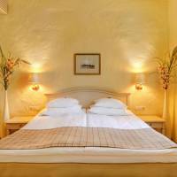 King Suite with Spa Bath