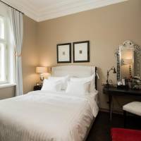 Comfort Double Room with Courtyard View