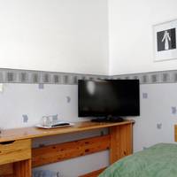 One-Bedroom Suite with Sauna