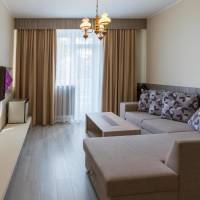 One-Bedroom Suite with Spa Access