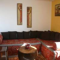 Family Room (2 Adults + 2 Children)