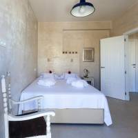 Superior One-Bedroom Apartment
